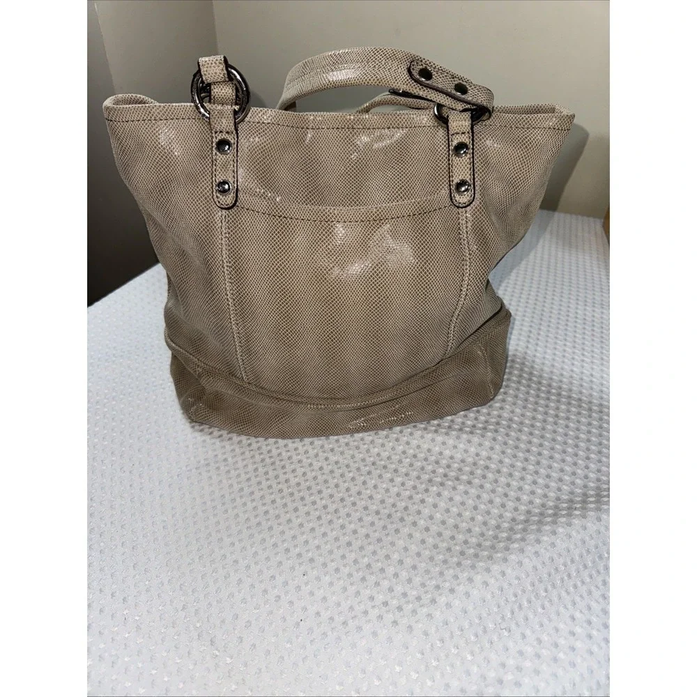 B MAKOWSKY shimmery snake lizard embossed suede feel tan beige shoulder bag